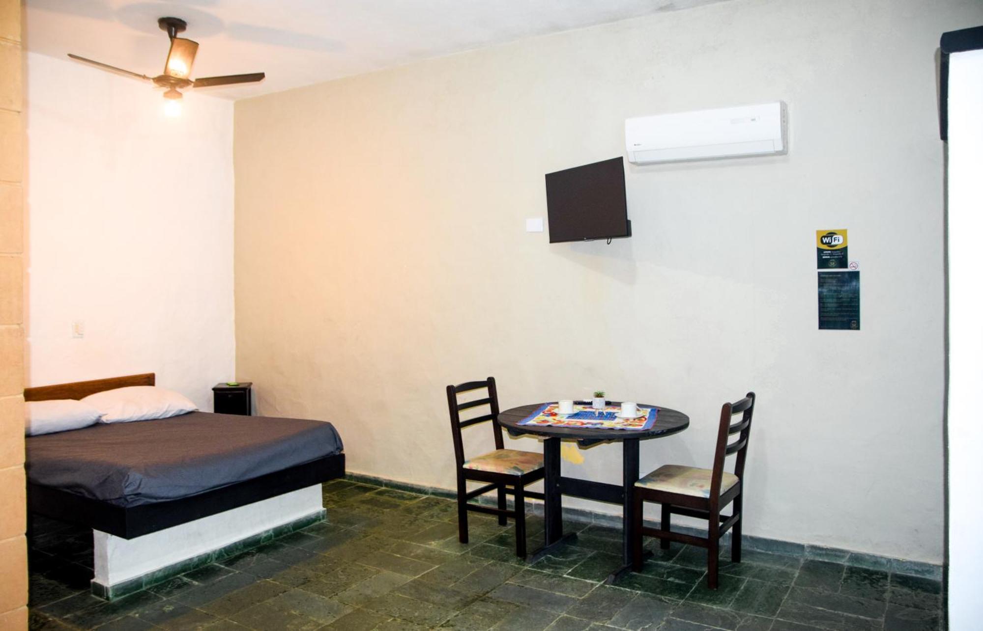 Chales Suites Ubatuba Paradise Toninhas Extérieur photo
