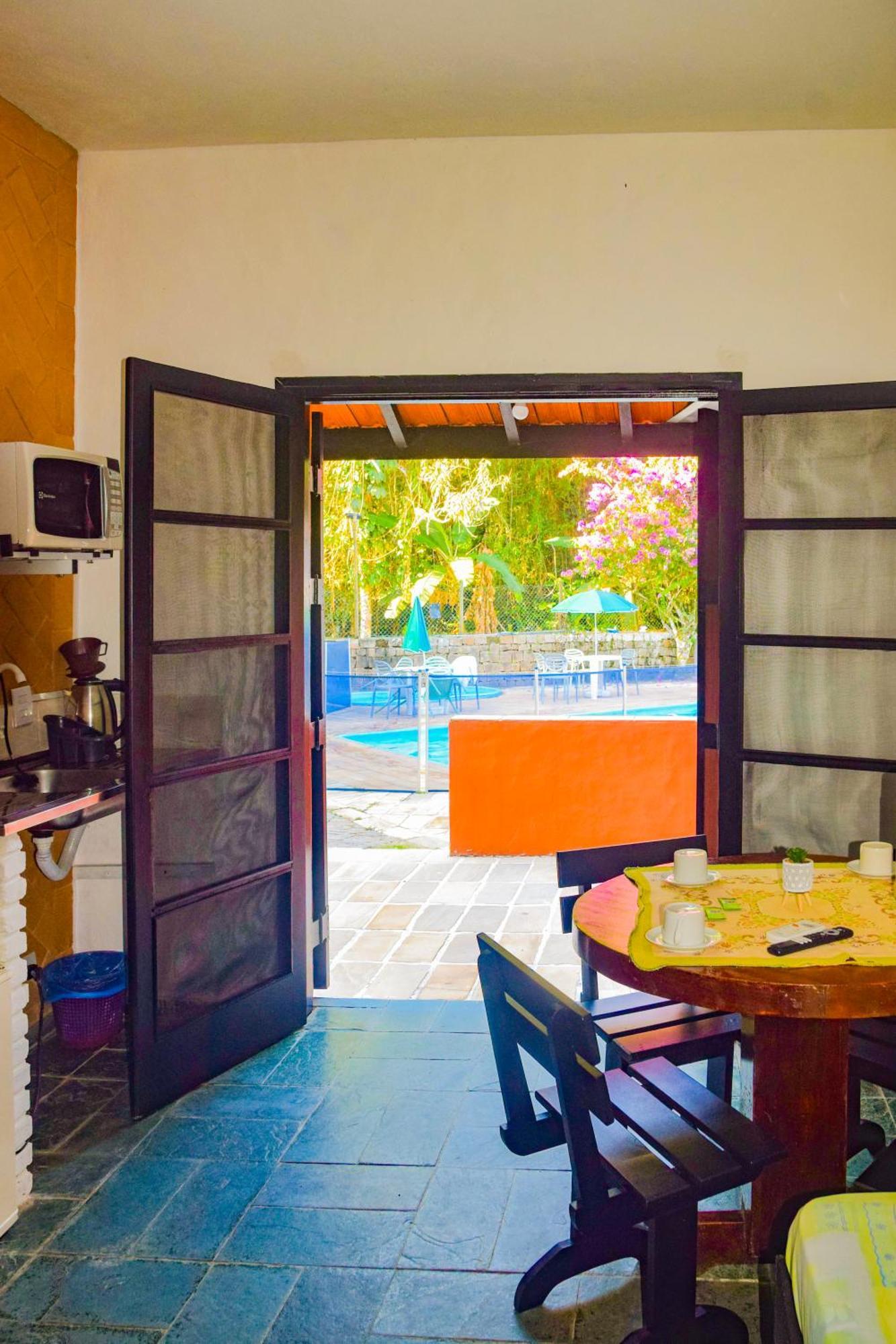 Chales Suites Ubatuba Paradise Toninhas Extérieur photo